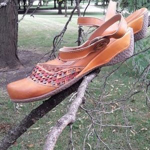 L artiste sandals made in Italy size 41